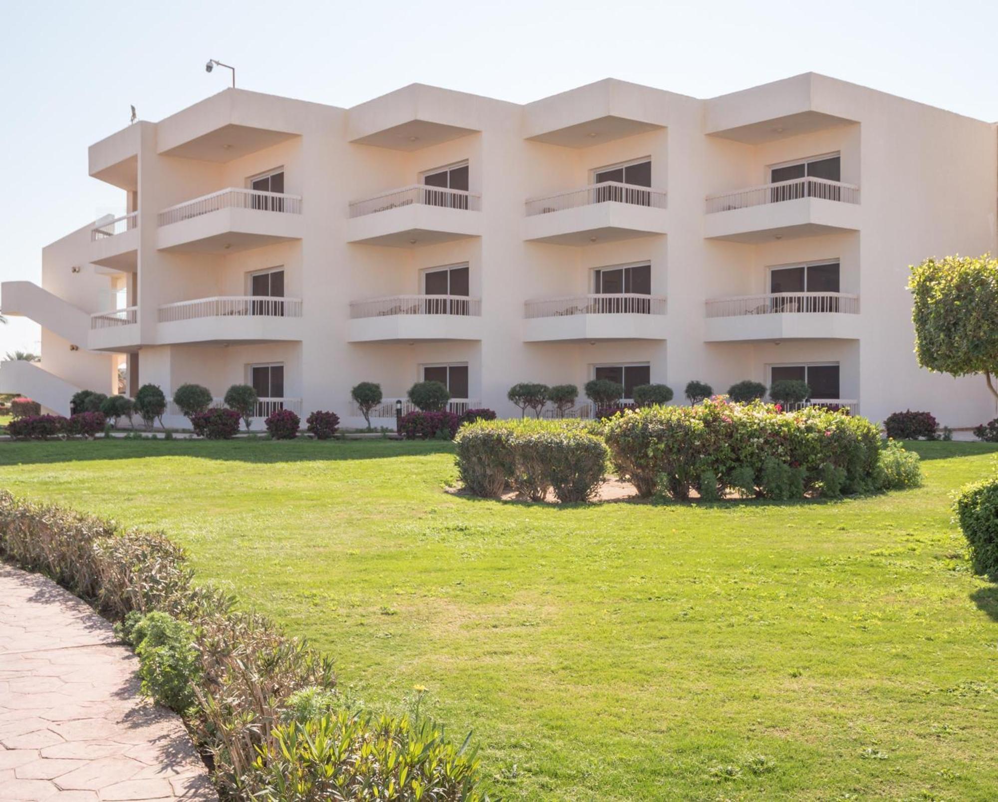 Hurghada Long Beach Resort Exterior photo